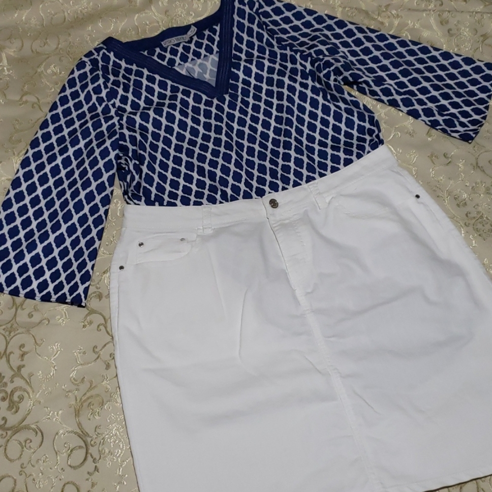 Retro Threads blouse